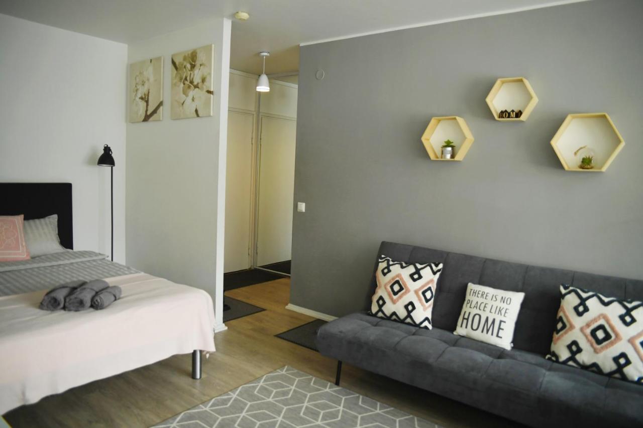 Scandinavian Home 17 City Center Tyoemiehenkatu 2B Хельсинки Экстерьер фото